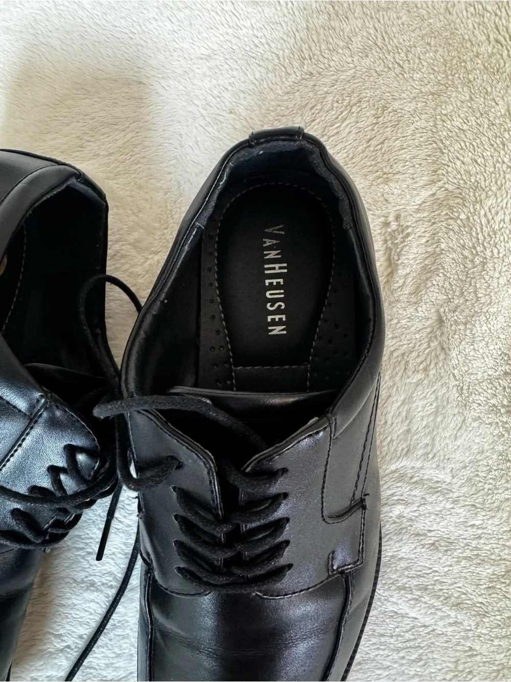 Van Heusen Black Lace-Up Leather Derby Shoes